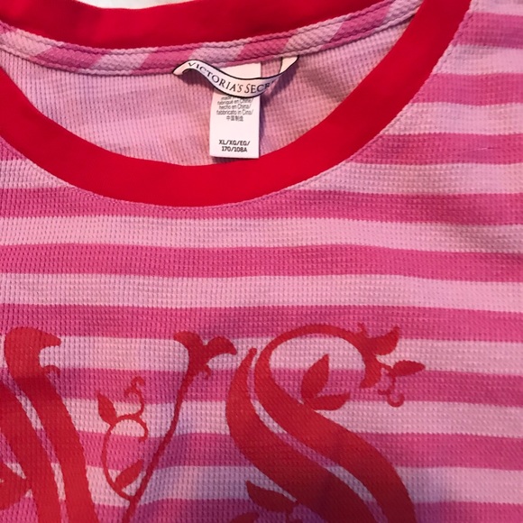 Wore twice while pregnant - Picture 2 of 3